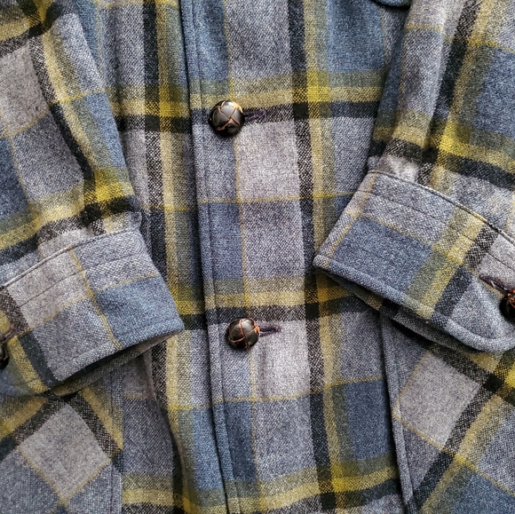 Vintage Pendleton Wool Button Down - Picture 6 of 7
